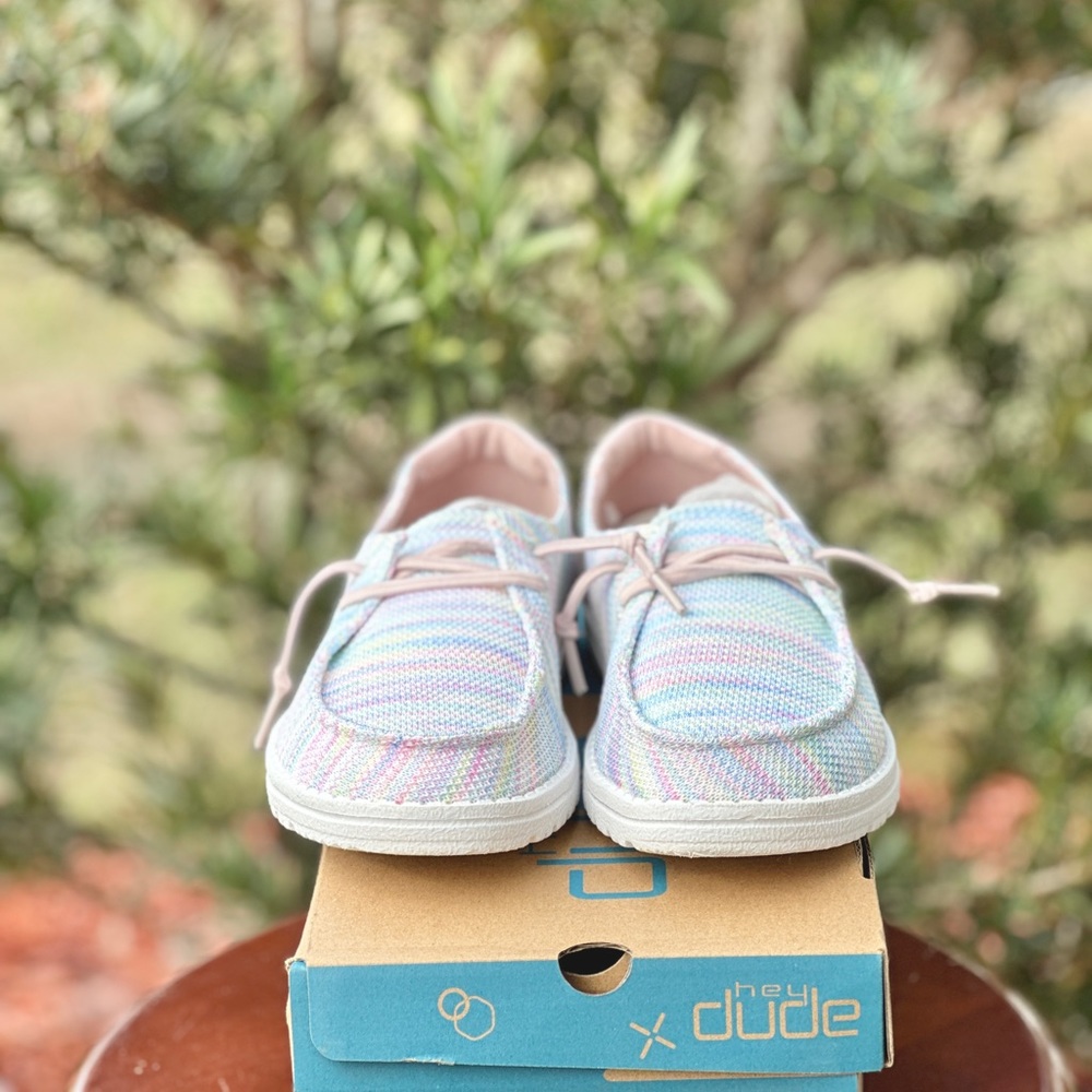 girls size 3 Wendy pastel hey dude shoes